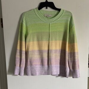 Loft sweater in pastel colors.